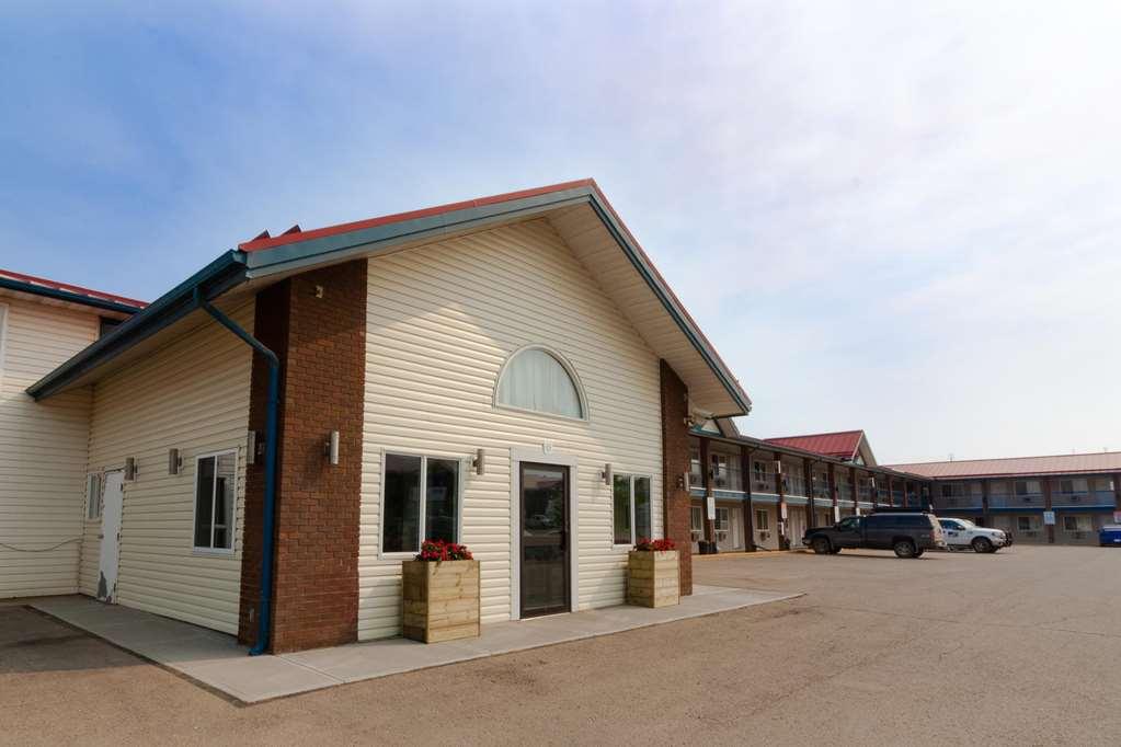 Bcminns - Fort Mcmurray - Rusty'S Exterior foto